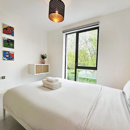 Centrally Located Spacious Flat Near Canary Wharf ลอนดอน ภายนอก รูปภาพ