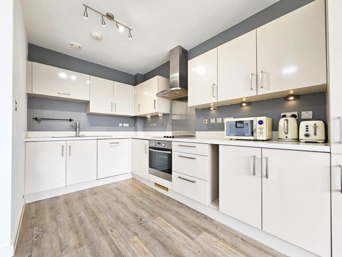 Centrally Located Spacious Flat Near Canary Wharf ลอนดอน ภายนอก รูปภาพ