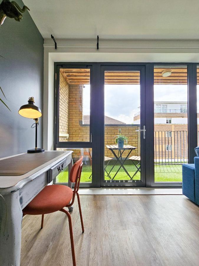 Centrally Located Spacious Flat Near Canary Wharf ลอนดอน ภายนอก รูปภาพ